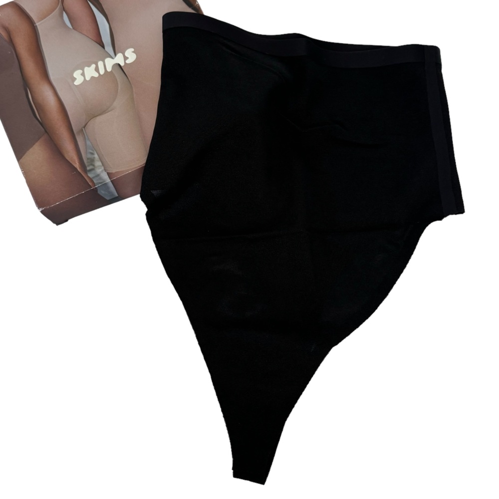 SKIMS Power Mesh/Sheer Sculpting Thong